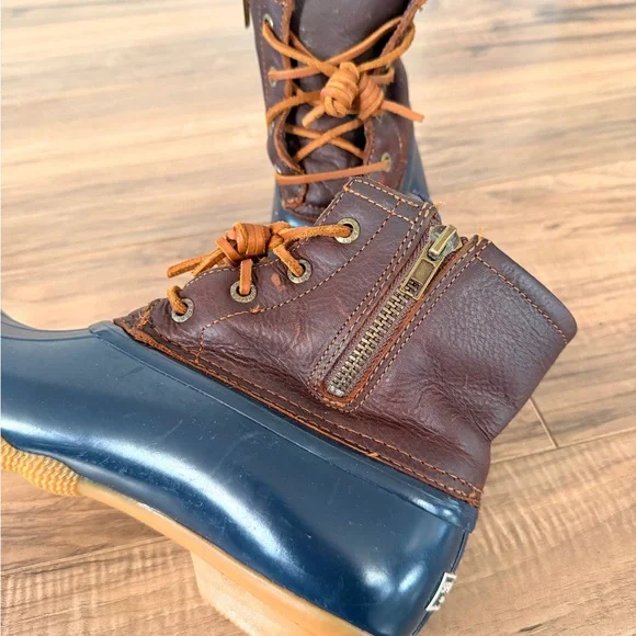 Sperry Duck Boots - Picture 4 of 8